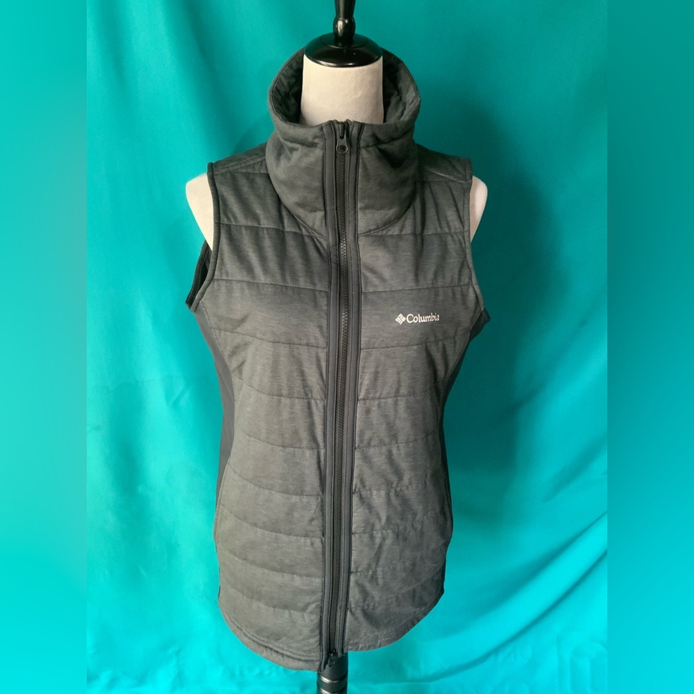 Columbia Women’s ‘Place to Place’ Quilted Vest in Charcoal Gray with Black Trim